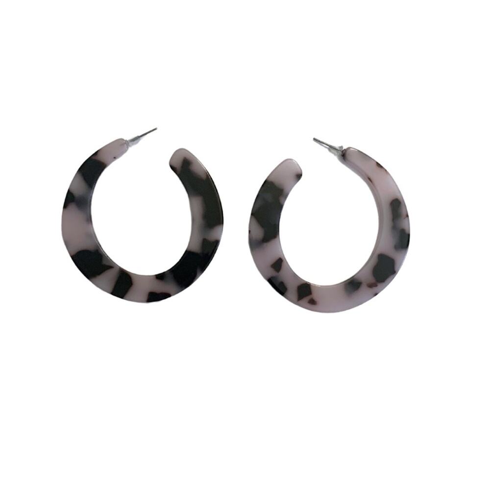 2/$30 Large Gray Black Tortoise Shell Hoop Earrings Statement Plastic Round 80s